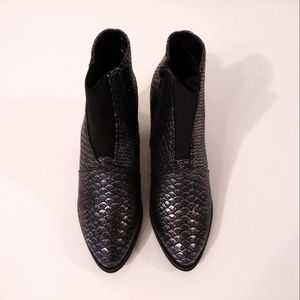 Olivia Miller Ankle Boots (Size 7)